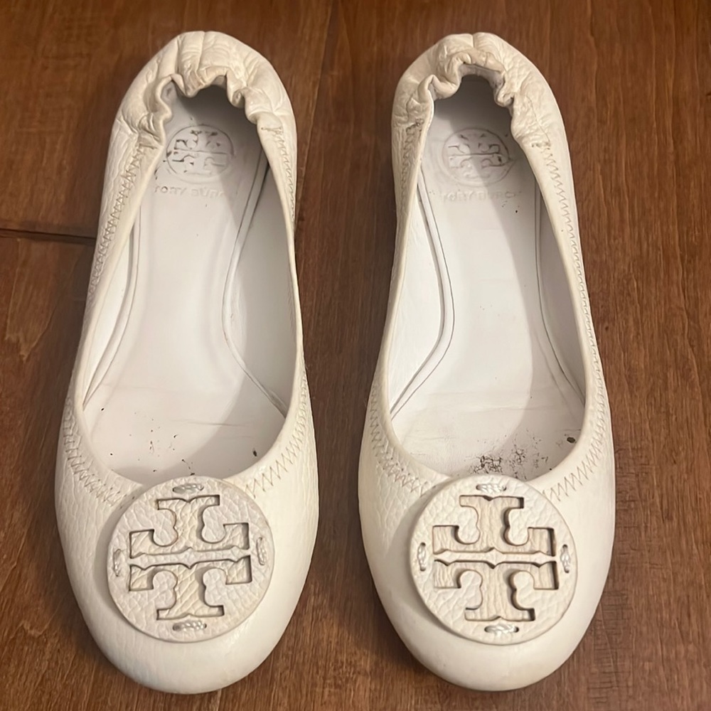 Tory Burch White Leather Flats